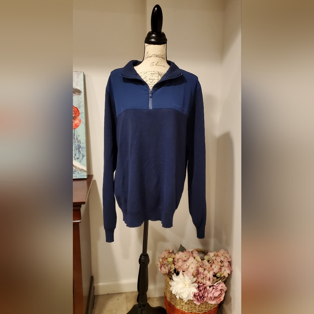 Vineyard Vines Man's Navy Blue, Classic Pull Over Sweater, Size L.